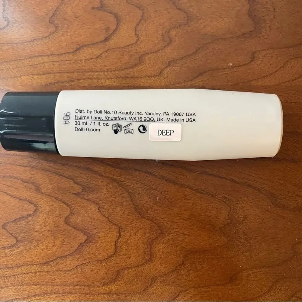 Doll 10 Hydragel Foundation‎ in Deep NEW